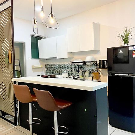 Cosmo Maison Damansara Damai Eksteriør billede