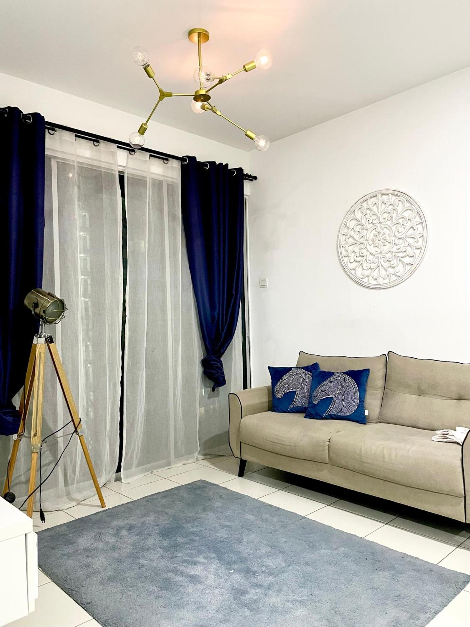 Cosmo Maison Damansara Damai Eksteriør billede